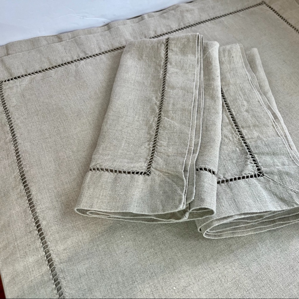 Linen napkins, set of six beige linen napkins w/ faggotting trim NWOT